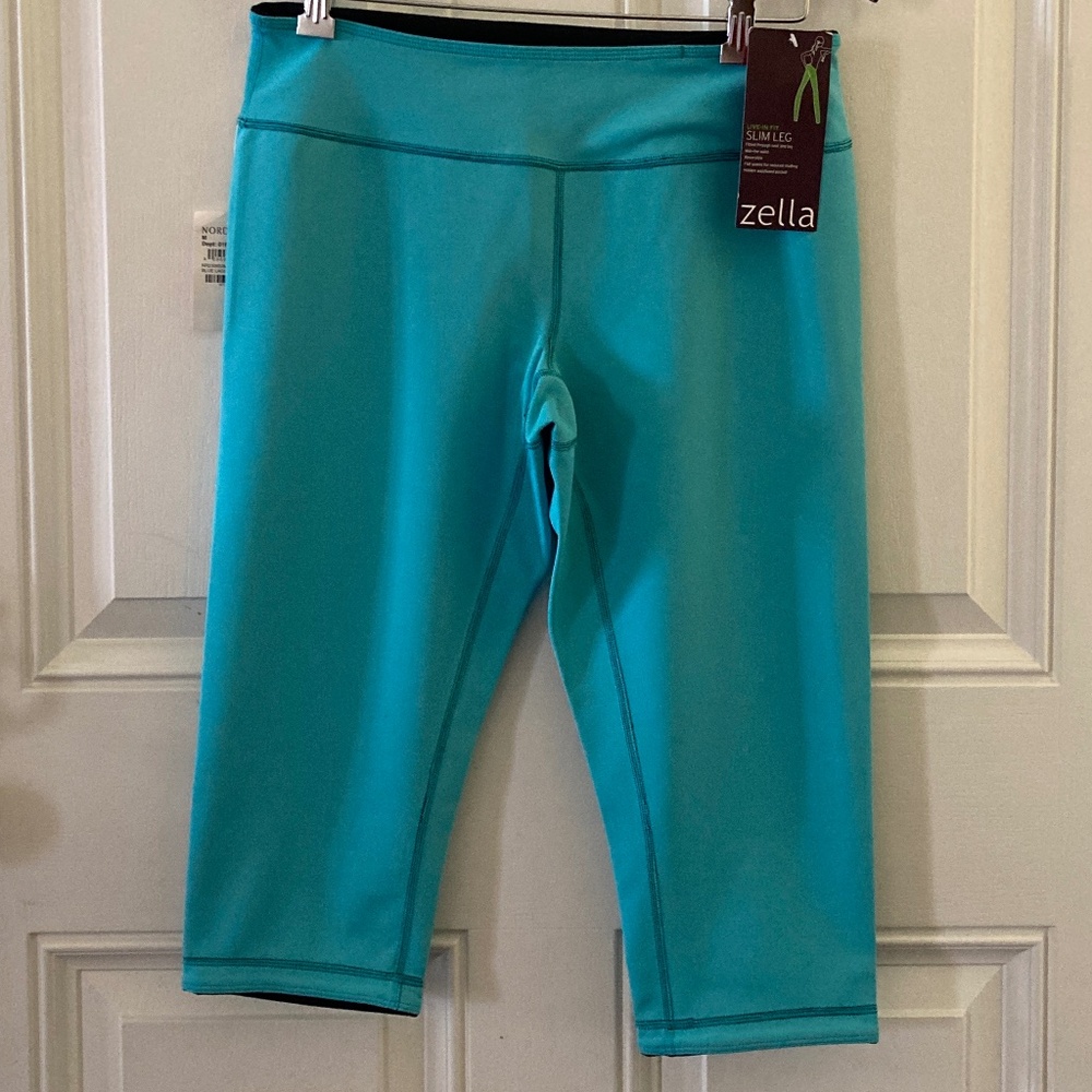Zella Women's Live In Fit Capri Pants/Reversible Turquoise to Black/M/NWT!